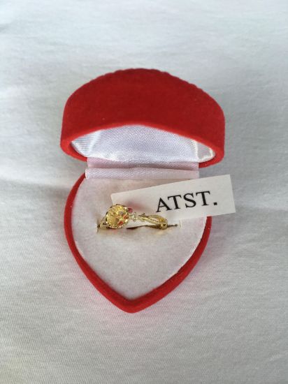 Picture of Gold ring empty holder